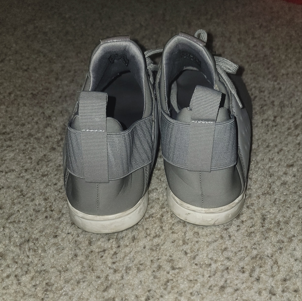 Lightweight Comfortable Aldo - image 2